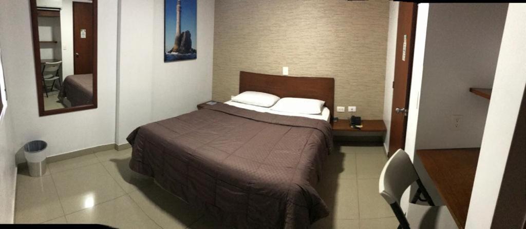 Hotel El Faro בוגה מראה חיצוני תמונה