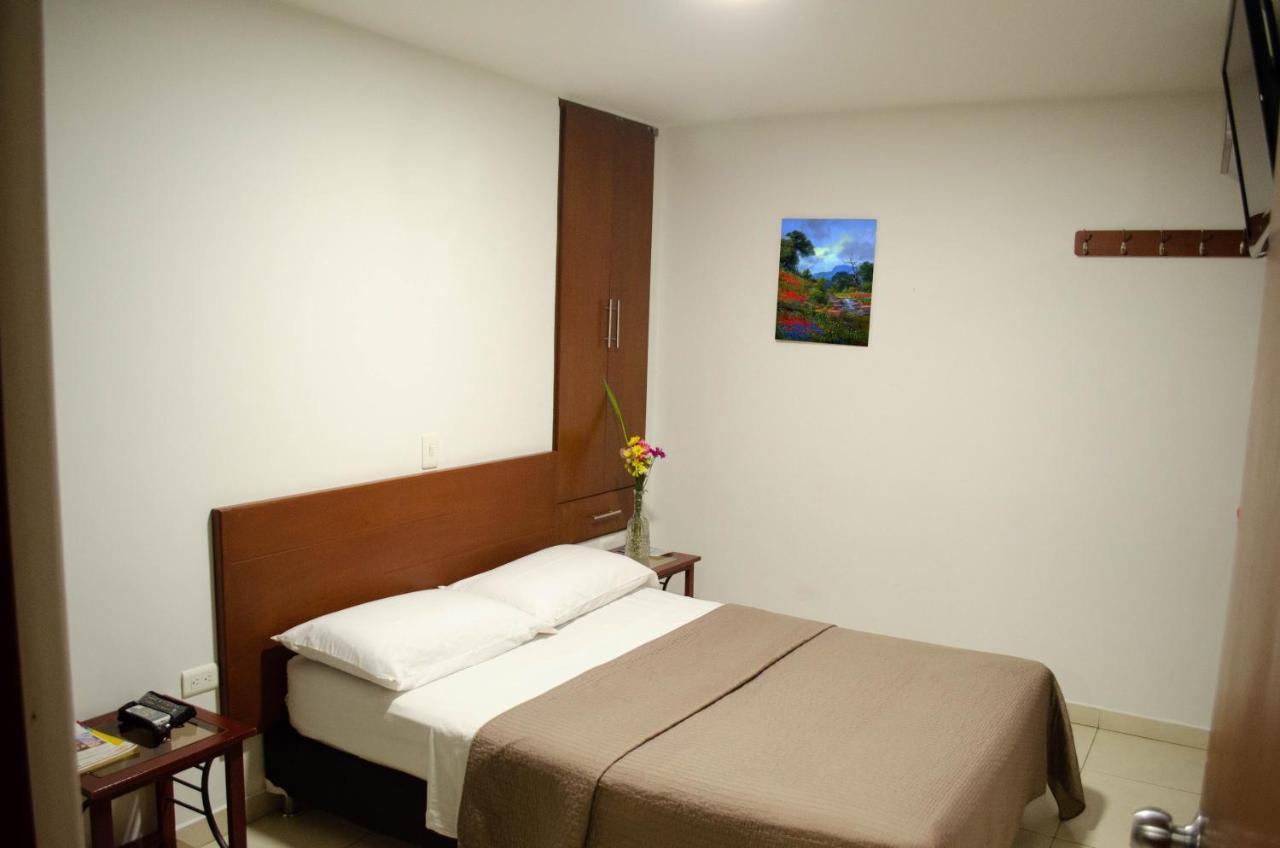 Hotel El Faro בוגה מראה חיצוני תמונה