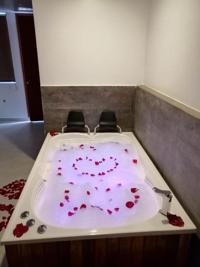 Hotel El Faro בוגה מראה חיצוני תמונה